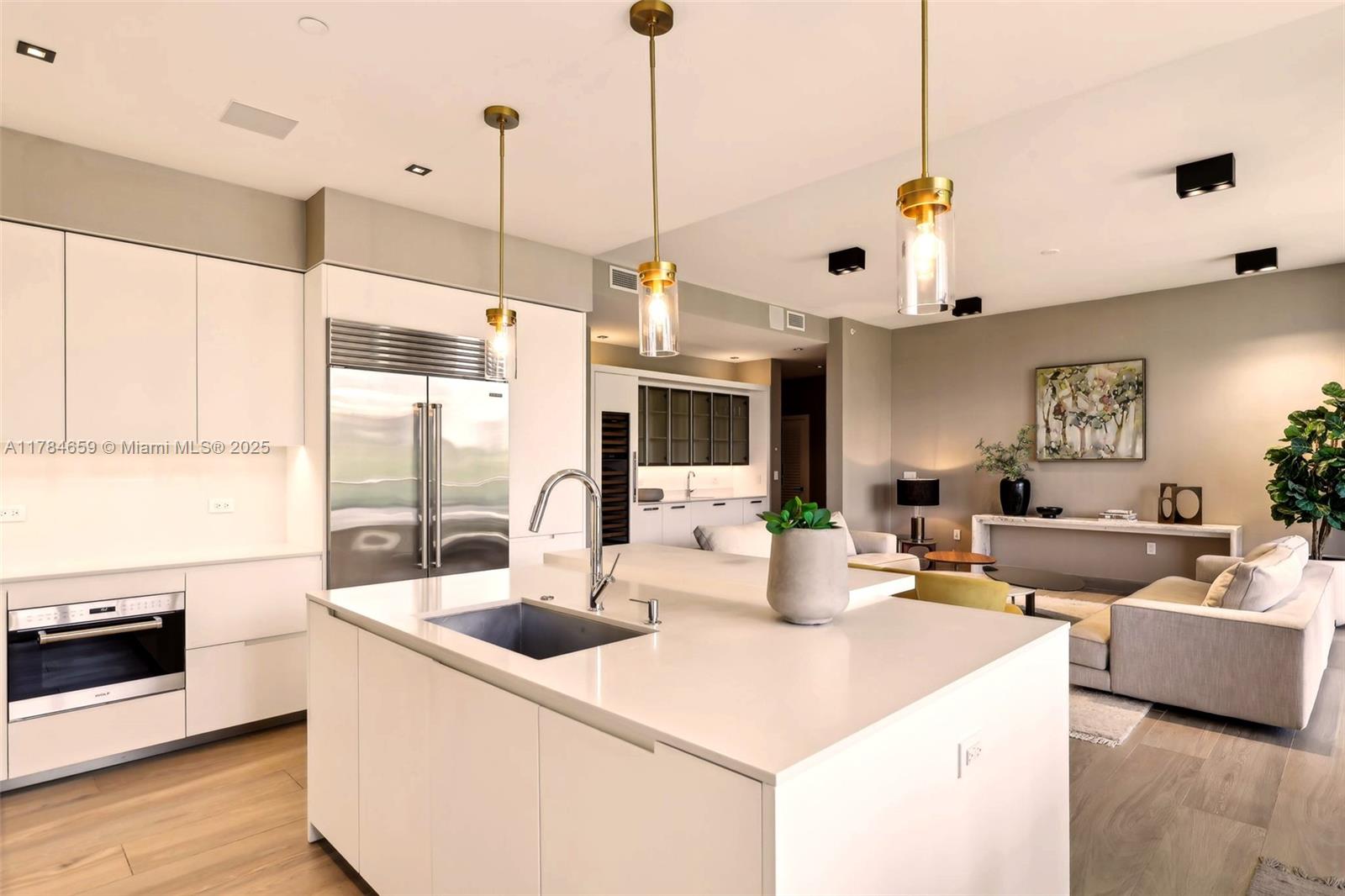 BRICKELLS FLAGLER - Residential