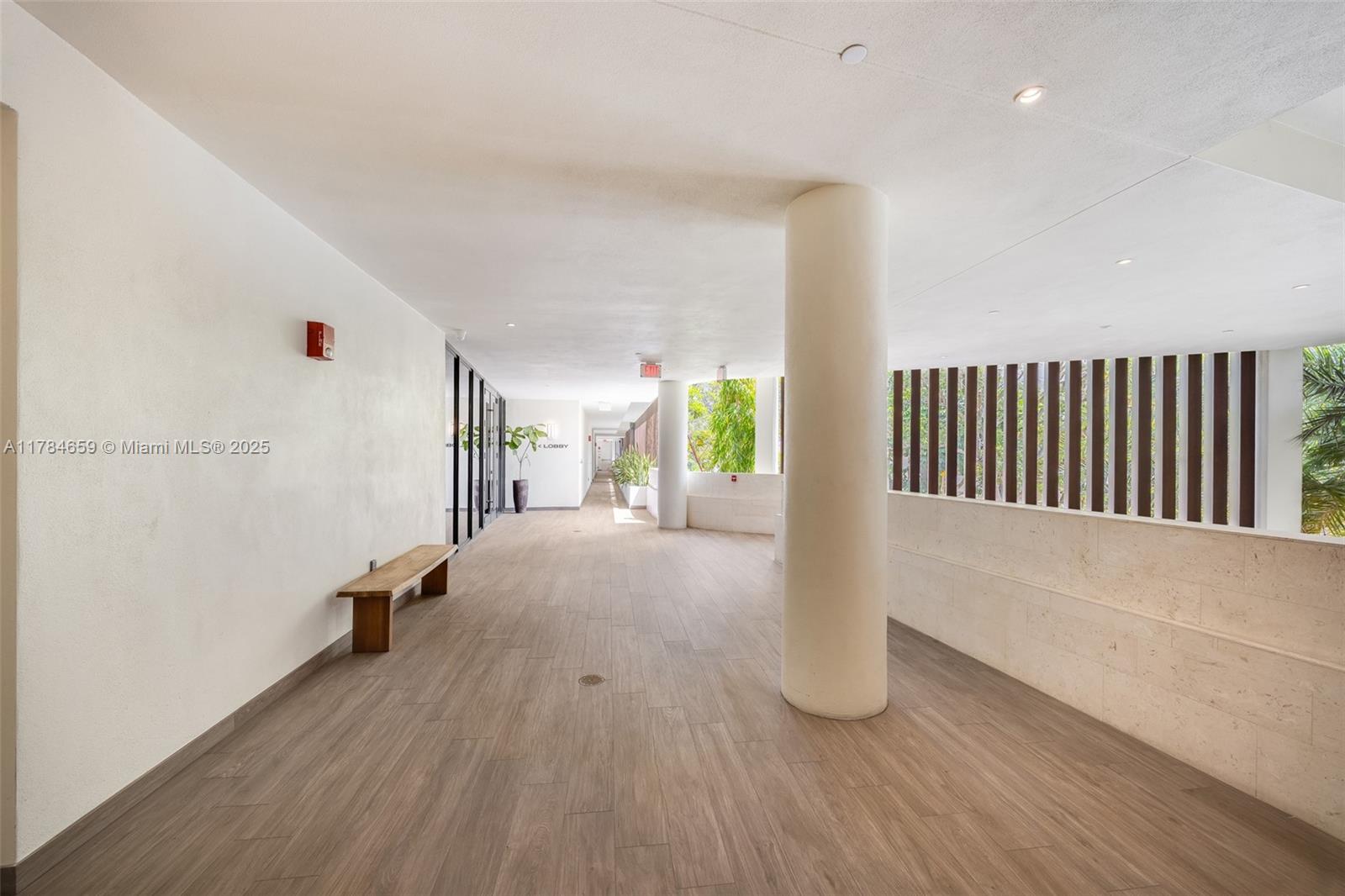 BRICKELLS FLAGLER - Residential