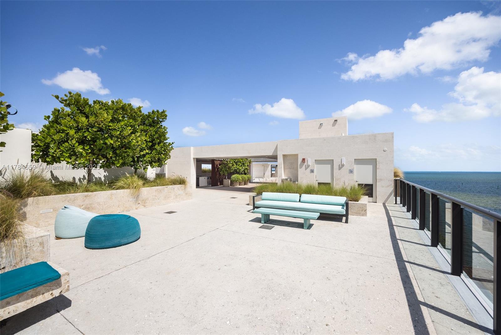 BRICKELLS FLAGLER - Residential