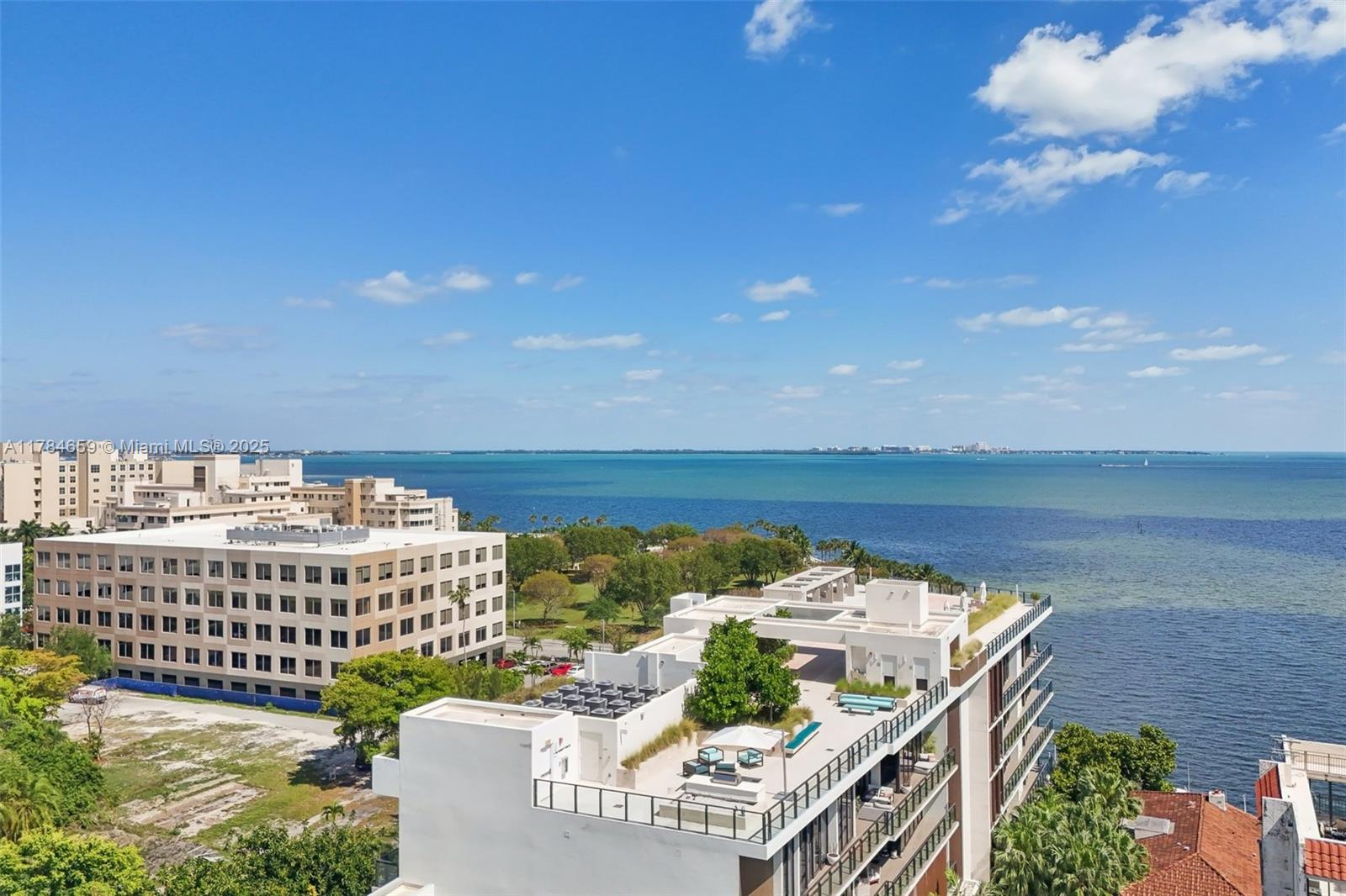 BRICKELLS FLAGLER - Residential
