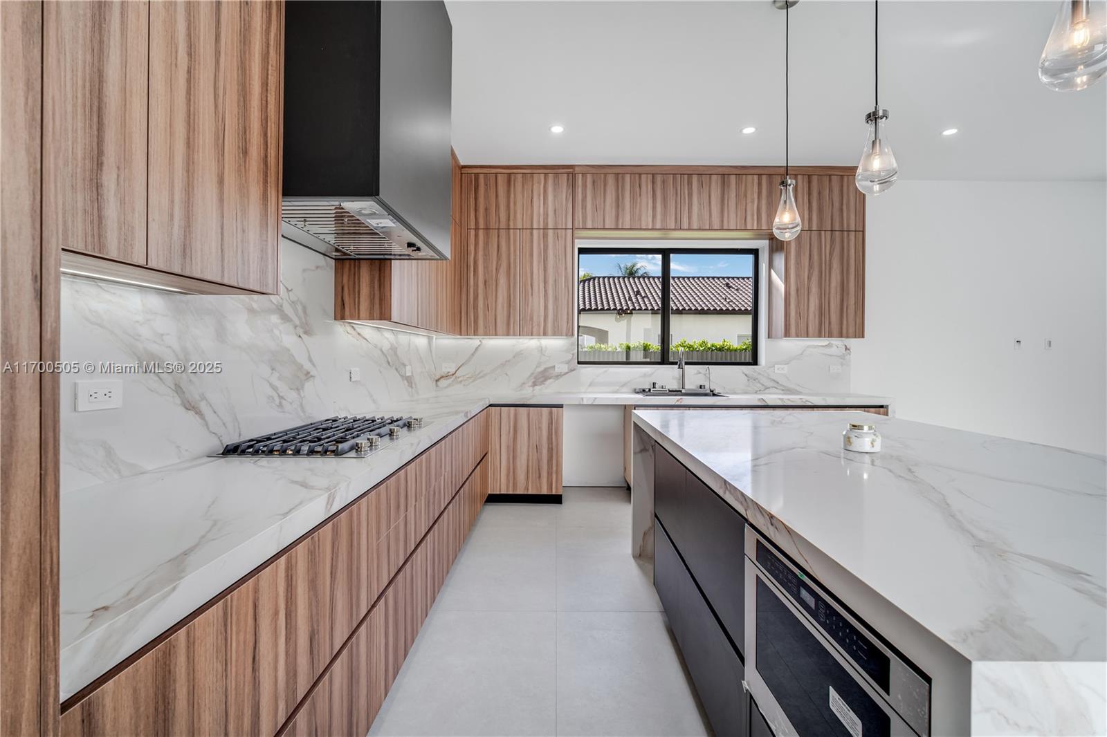 HEAVENLY ESTATES - Residential