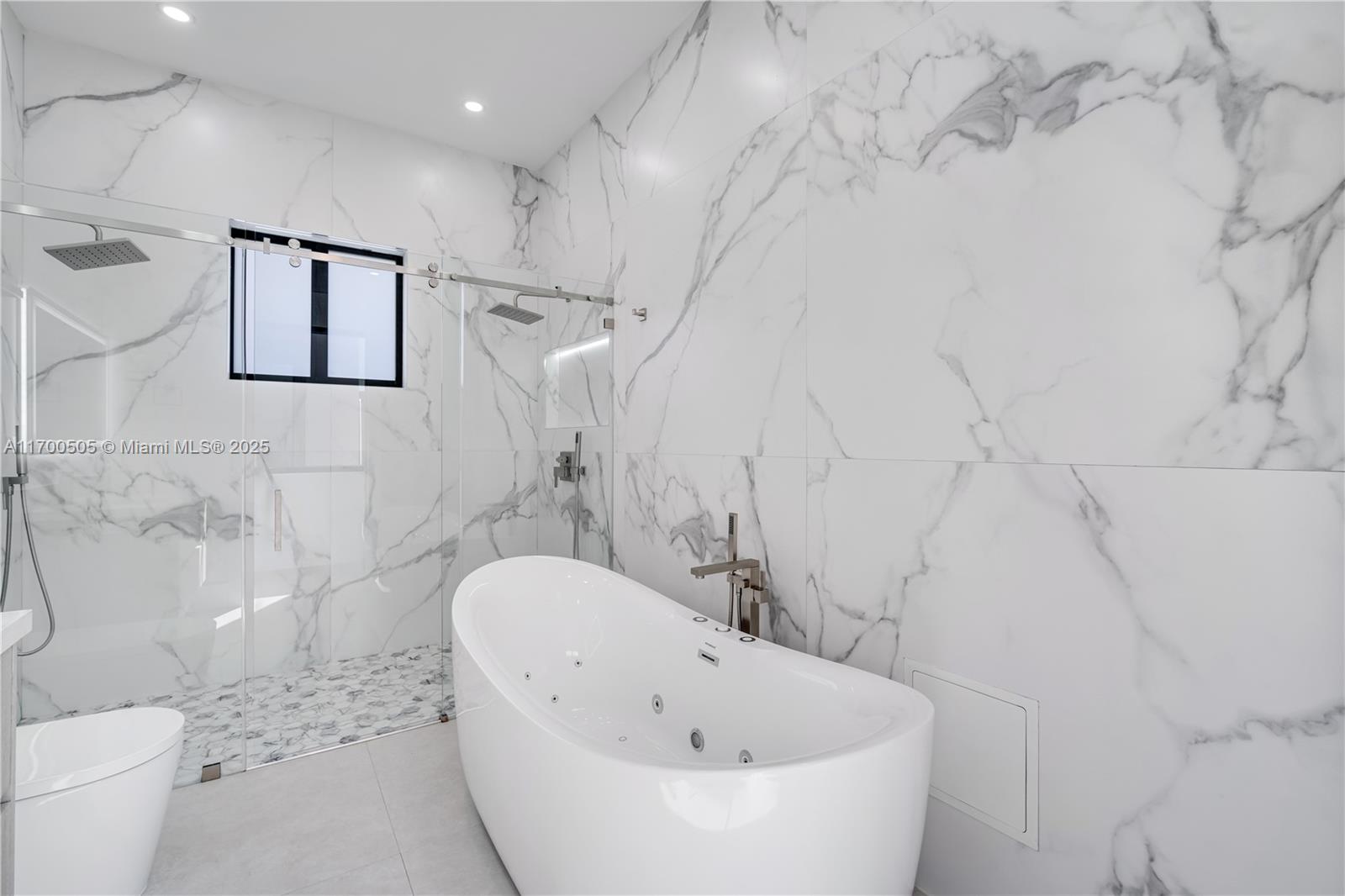 HEAVENLY ESTATES - Residential