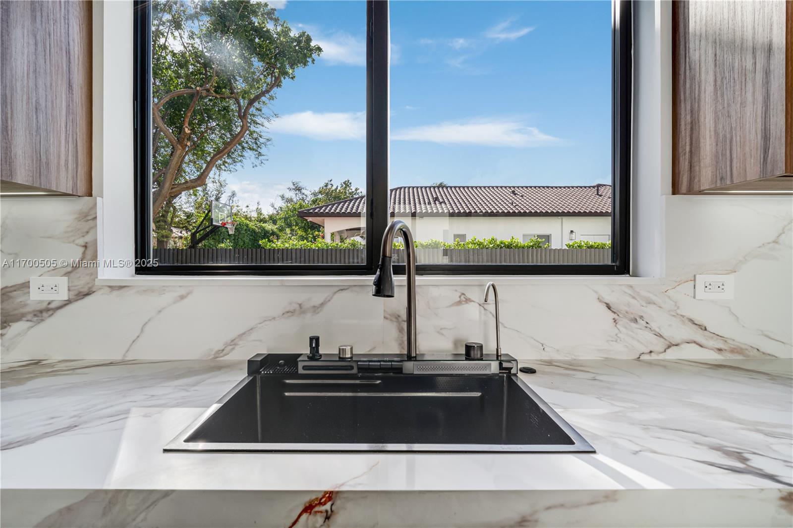 HEAVENLY ESTATES - Residential