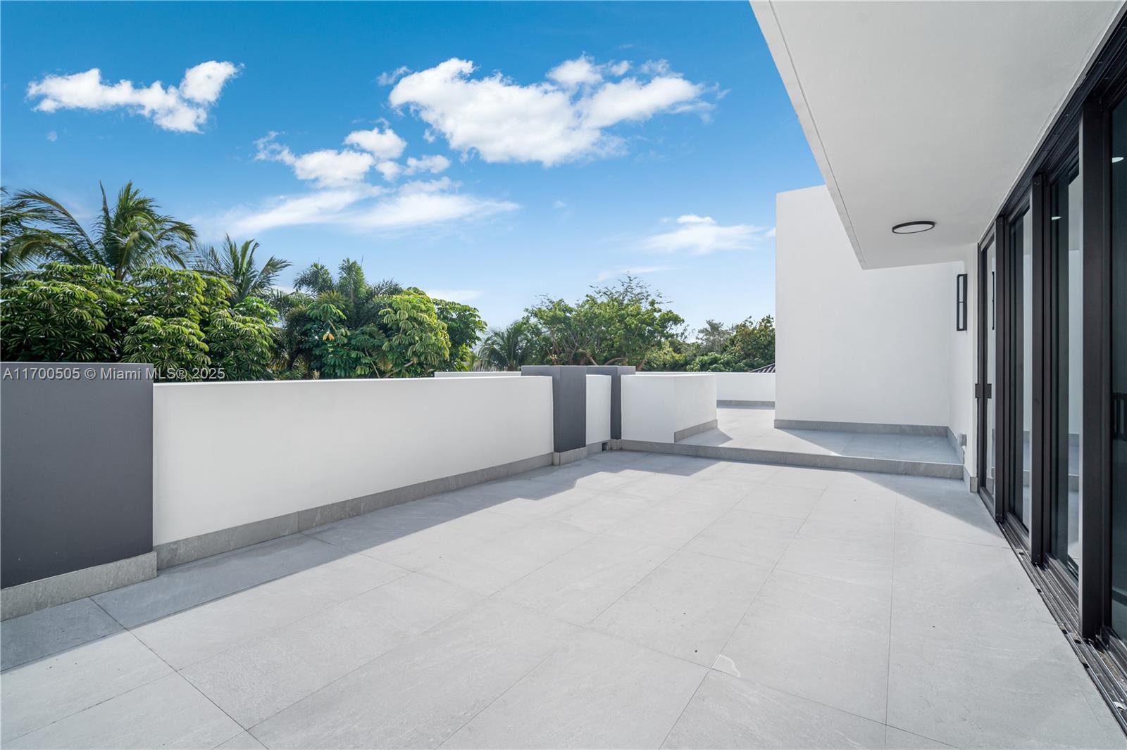 HEAVENLY ESTATES - Residential