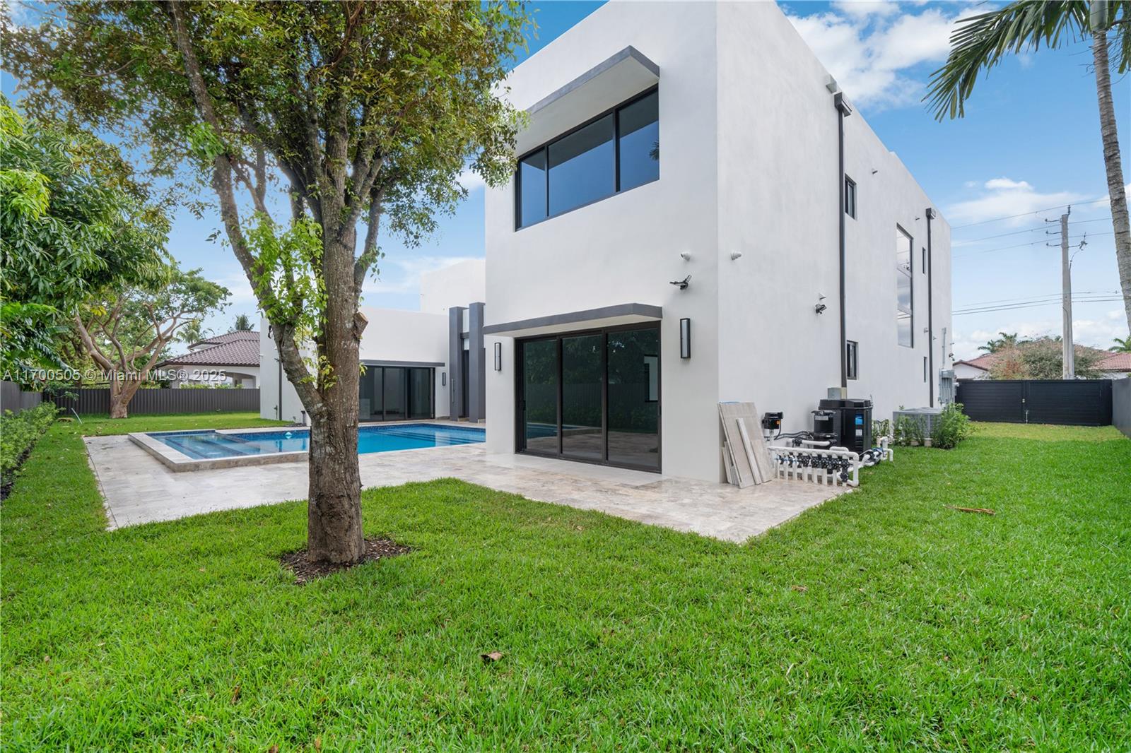 HEAVENLY ESTATES - Residential