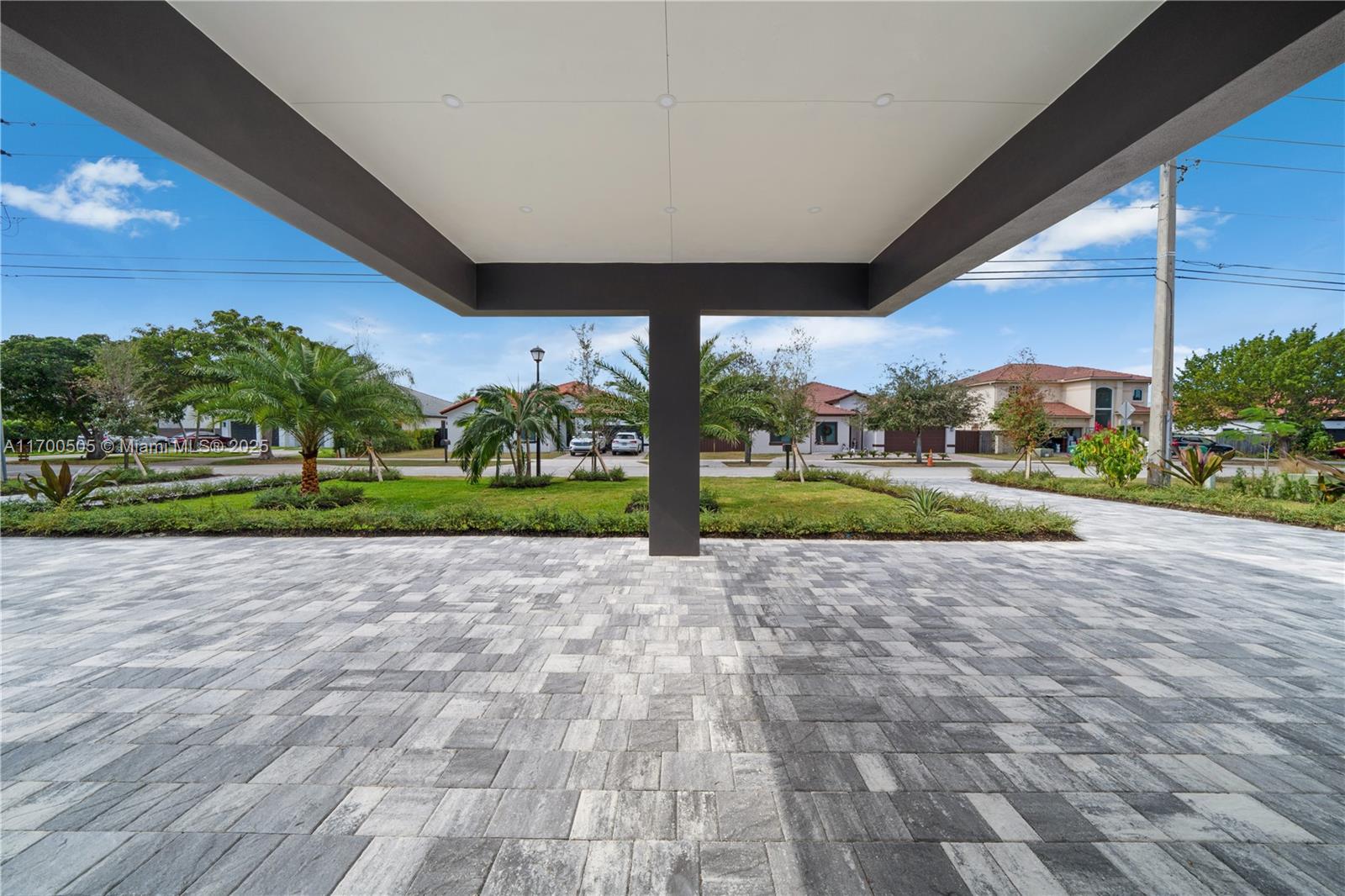 HEAVENLY ESTATES - Residential