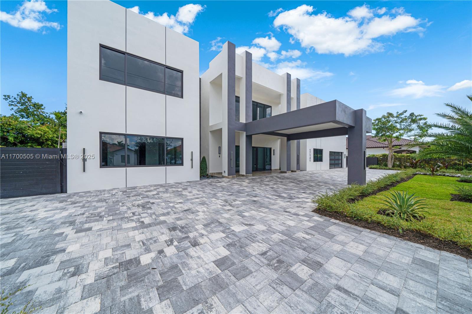 HEAVENLY ESTATES - Residential
