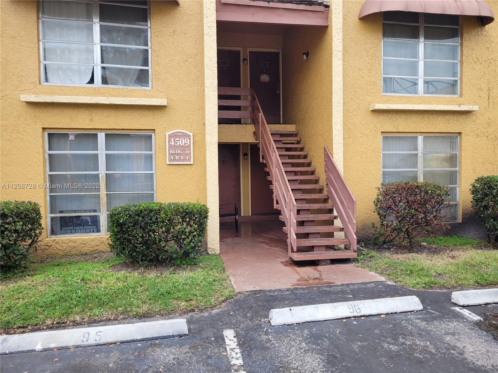 ARBOR KEYS CONDO - Residential Lease