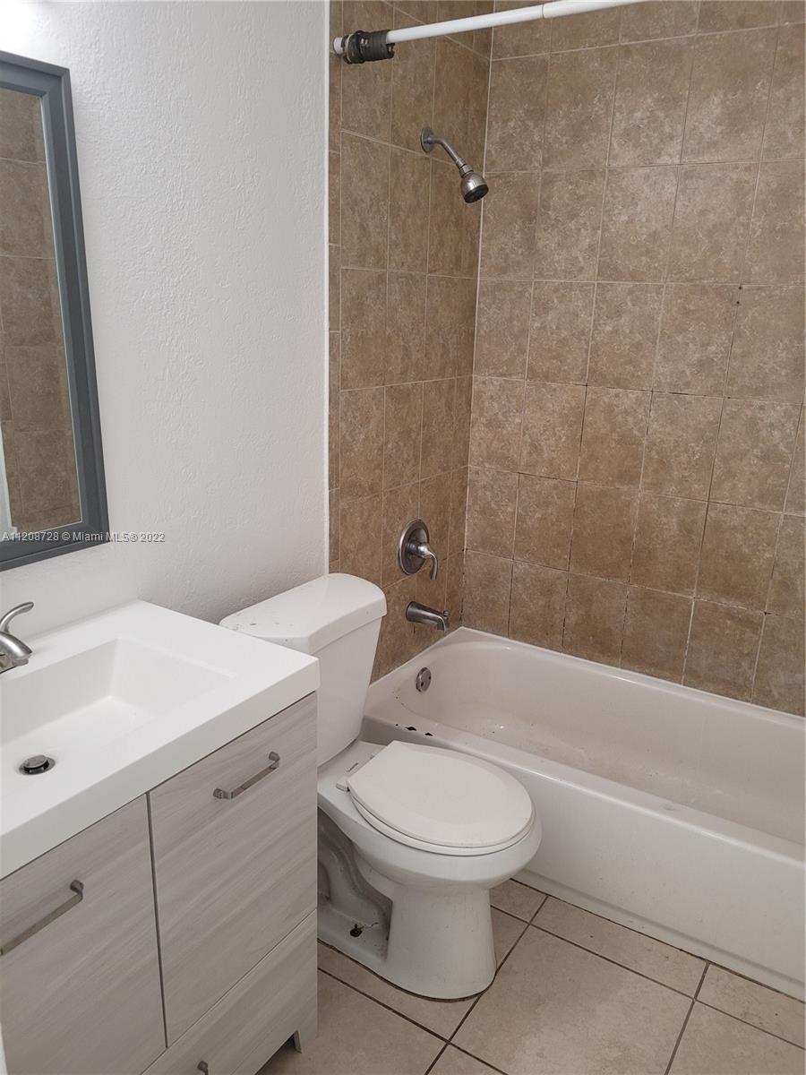 ARBOR KEYS CONDO - Residential Lease