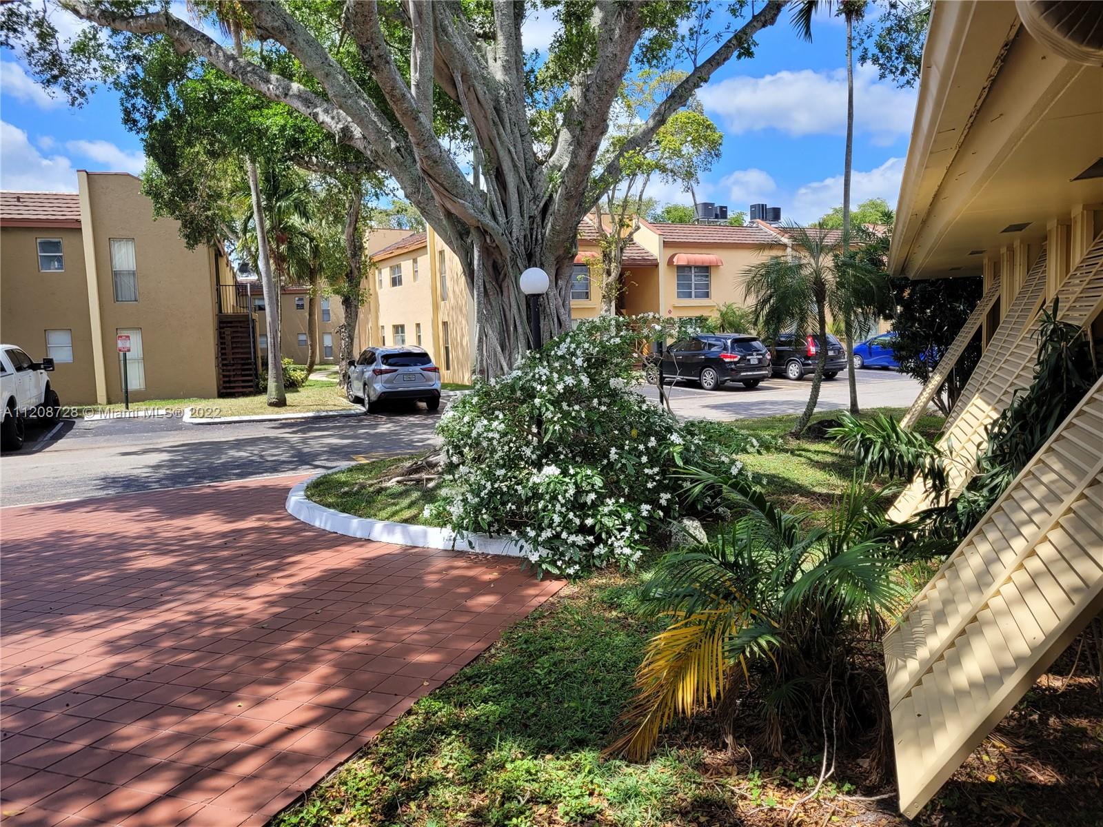 ARBOR KEYS CONDO - Residential Lease