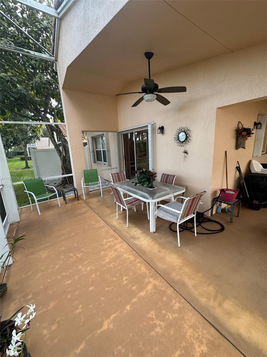 CASCADE LAKES - Residential