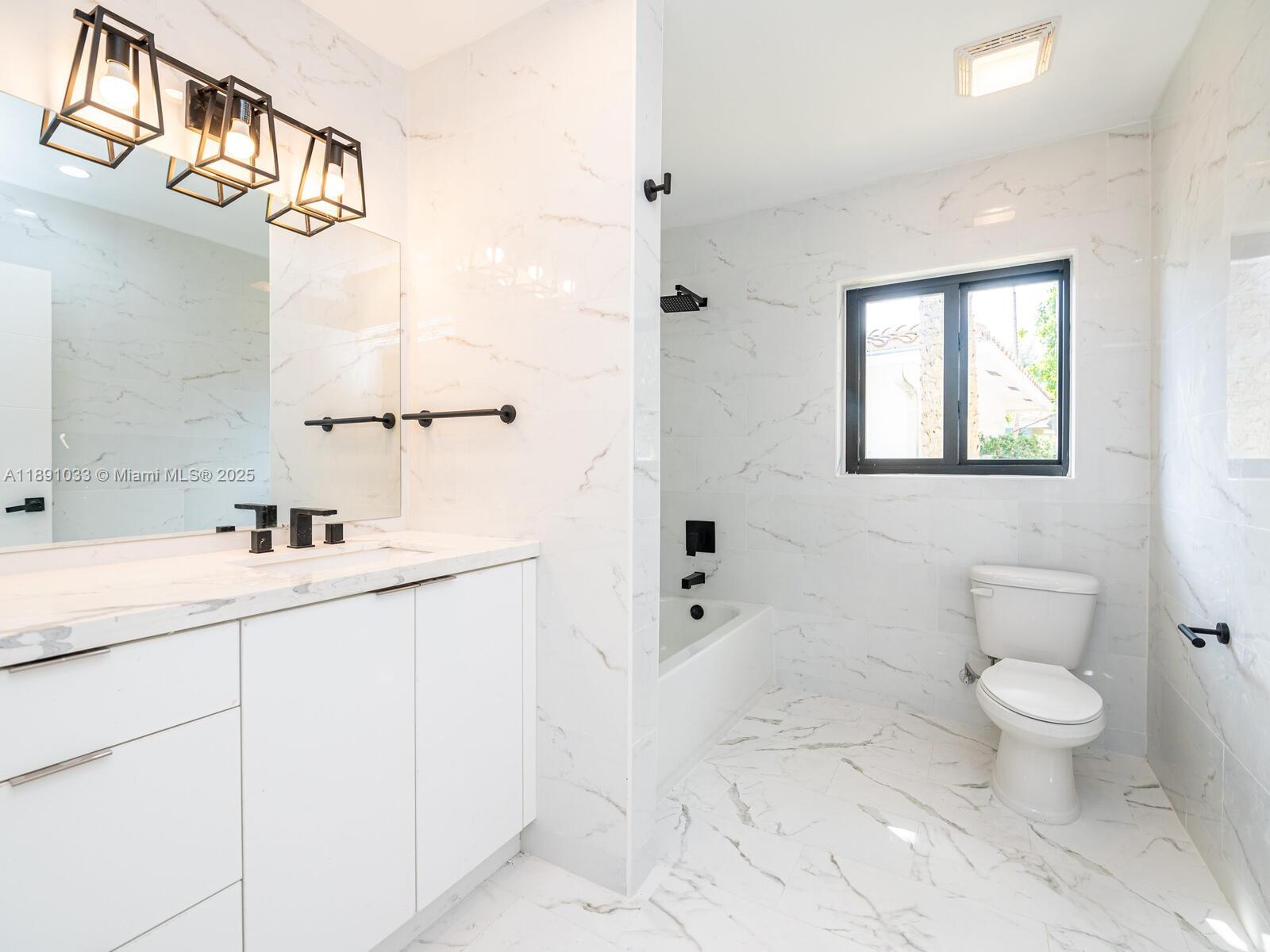 JENADA ISLE - Residential Lease