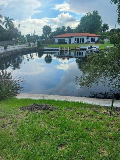 JENADA ISLE - Residential Lease