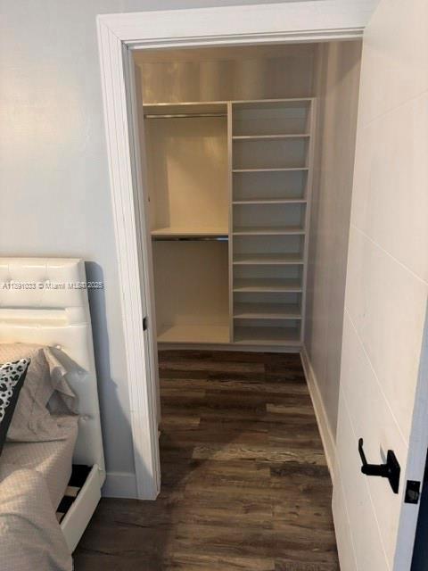 JENADA ISLE - Residential Lease