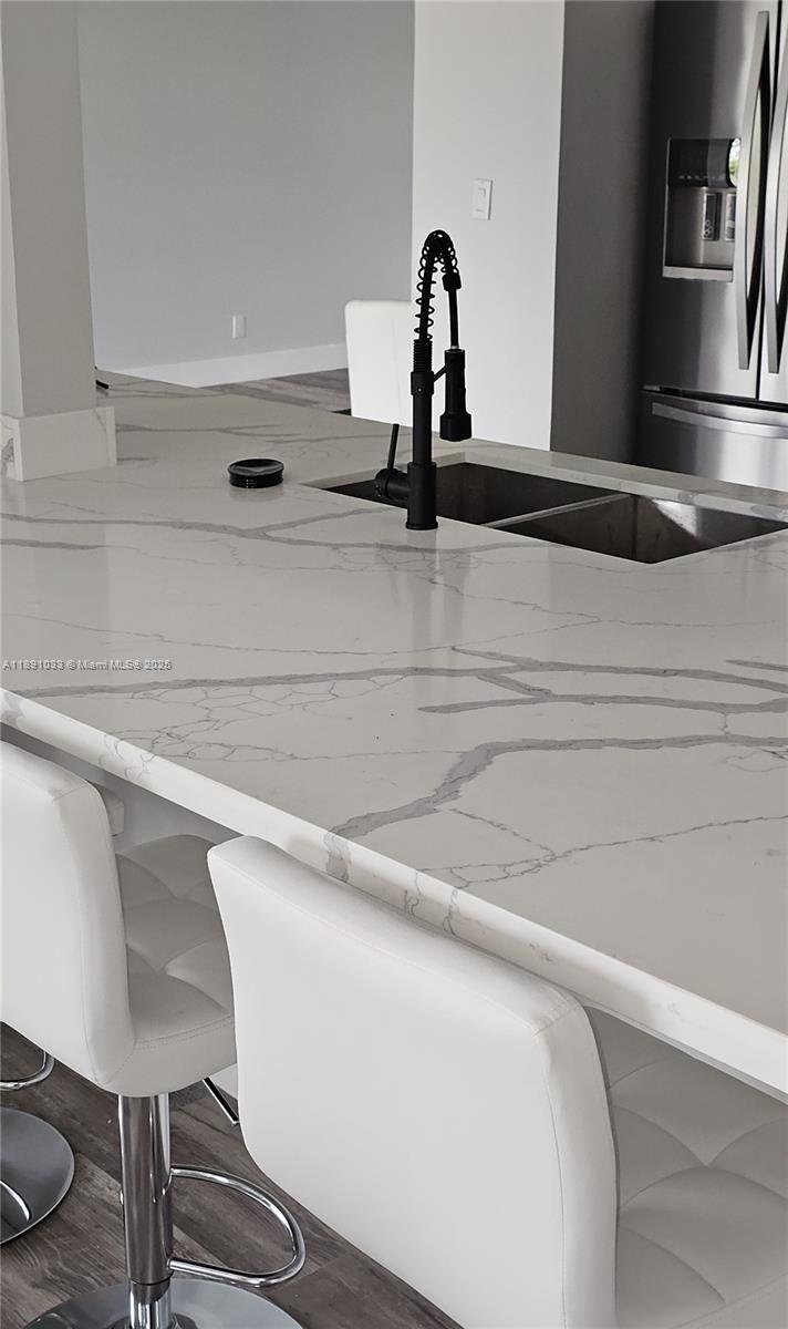 JENADA ISLE - Residential Lease