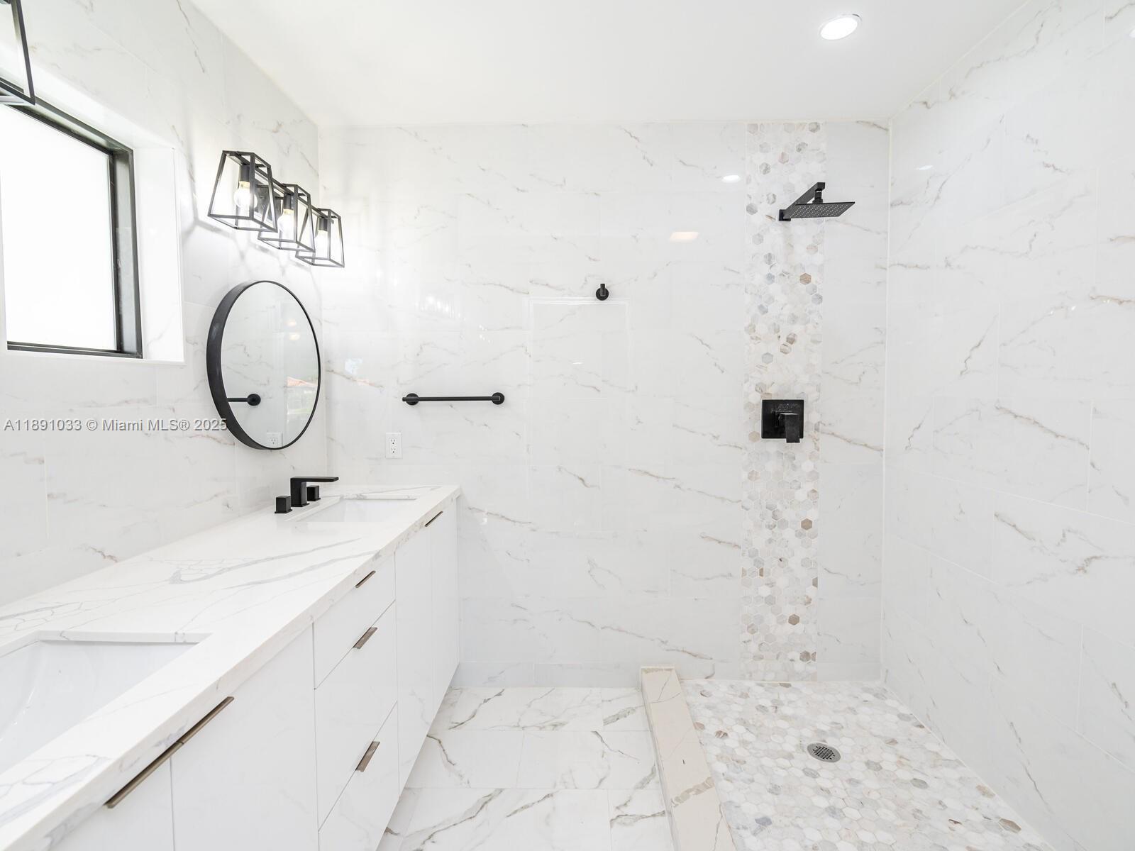 JENADA ISLE - Residential Lease