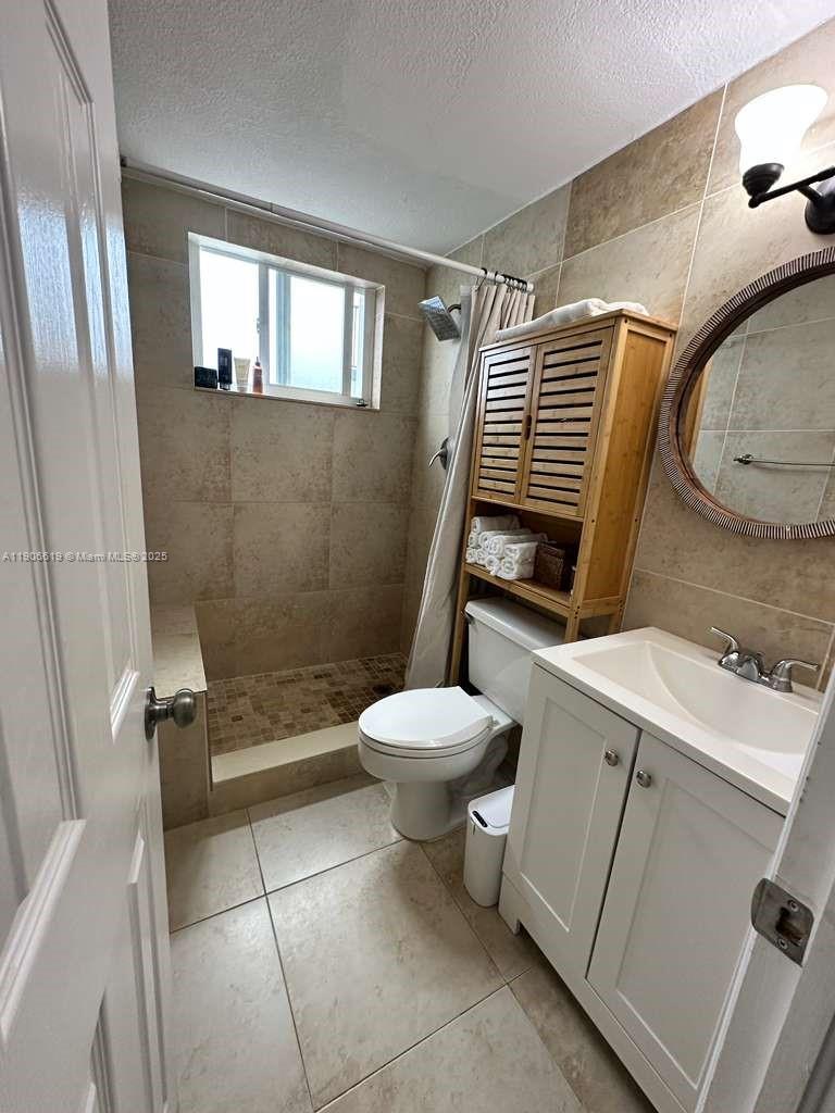 CITY OF MIAMI SOUTH - Residential Lease