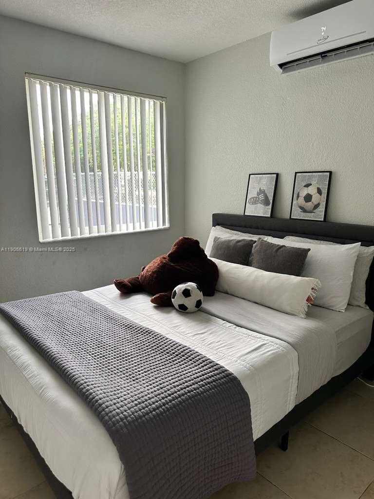 CITY OF MIAMI SOUTH - Residential Lease