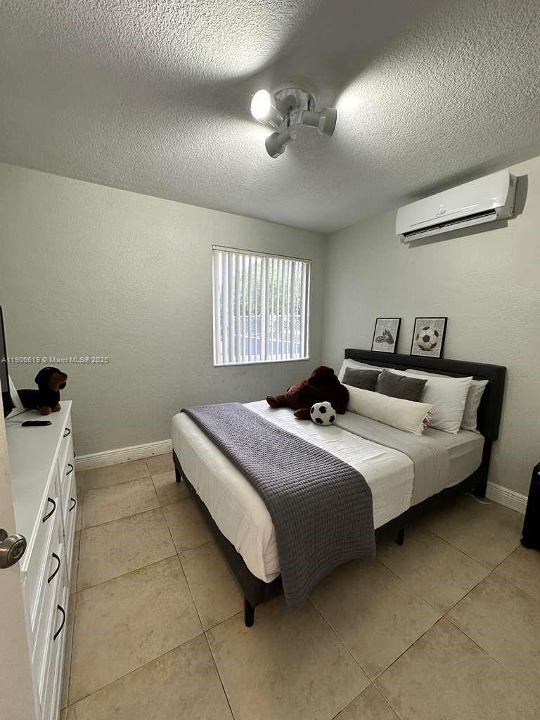 CITY OF MIAMI SOUTH - Residential Lease