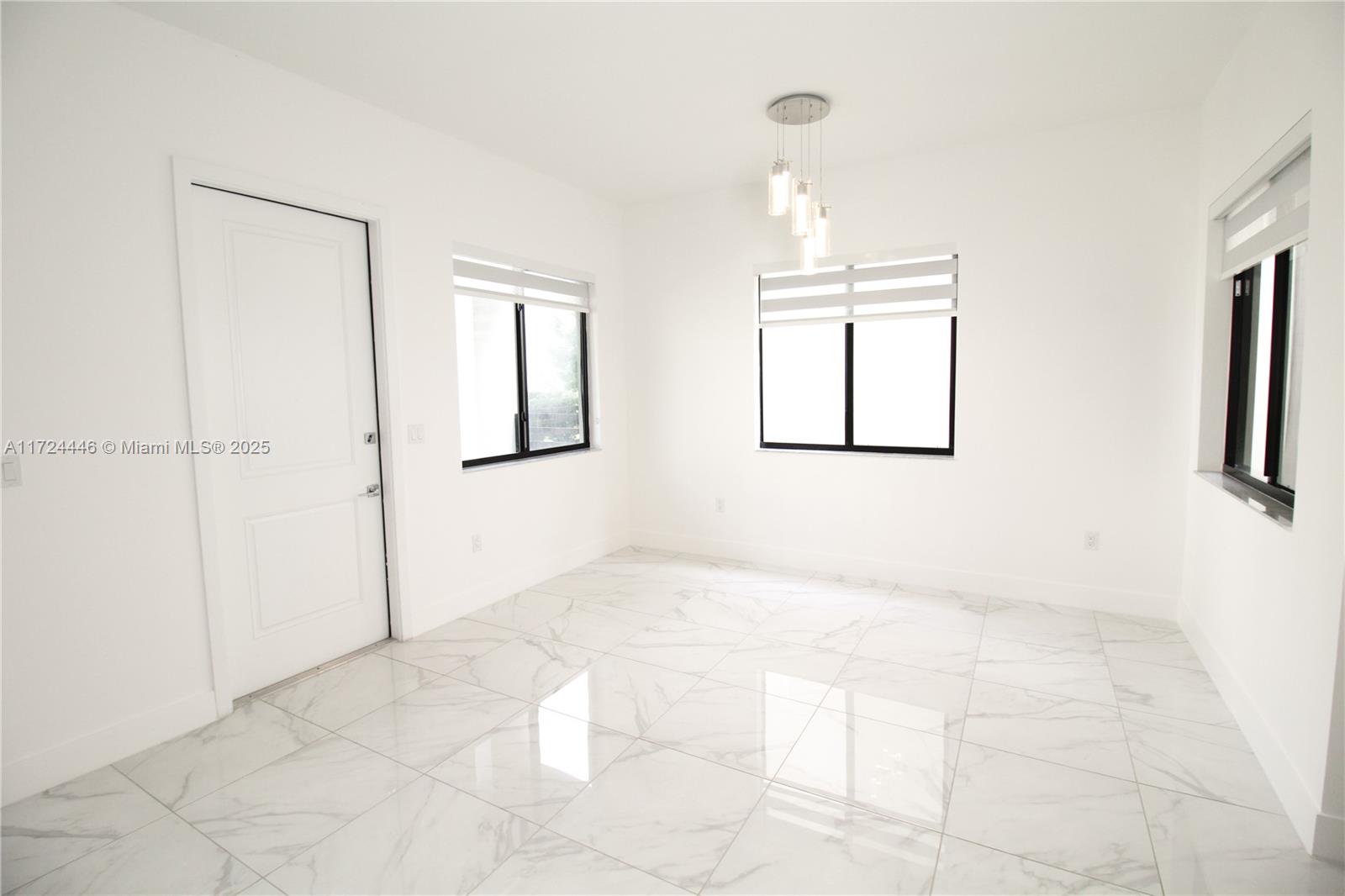 CANARIAS EAST - Residential
