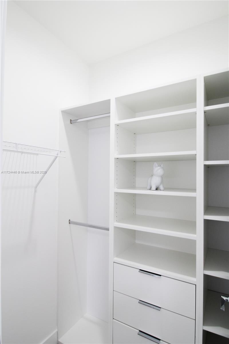 CANARIAS EAST - Residential