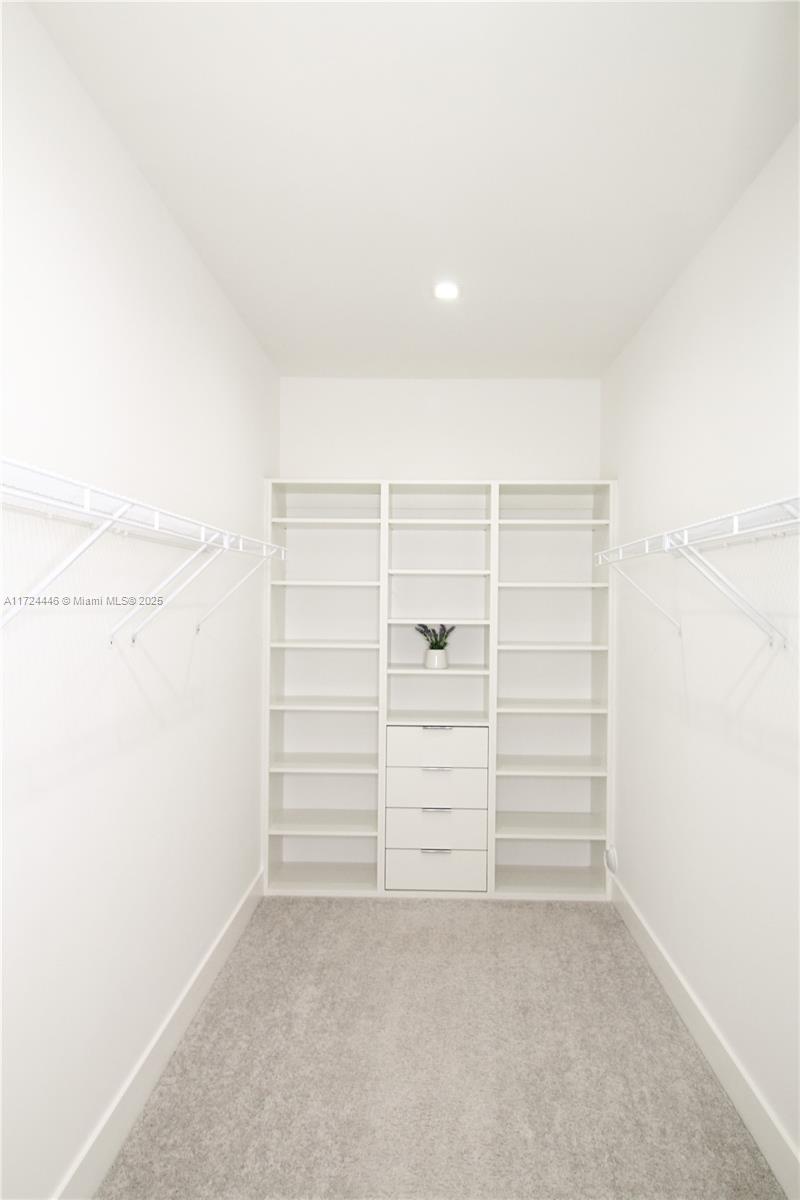 CANARIAS EAST - Residential