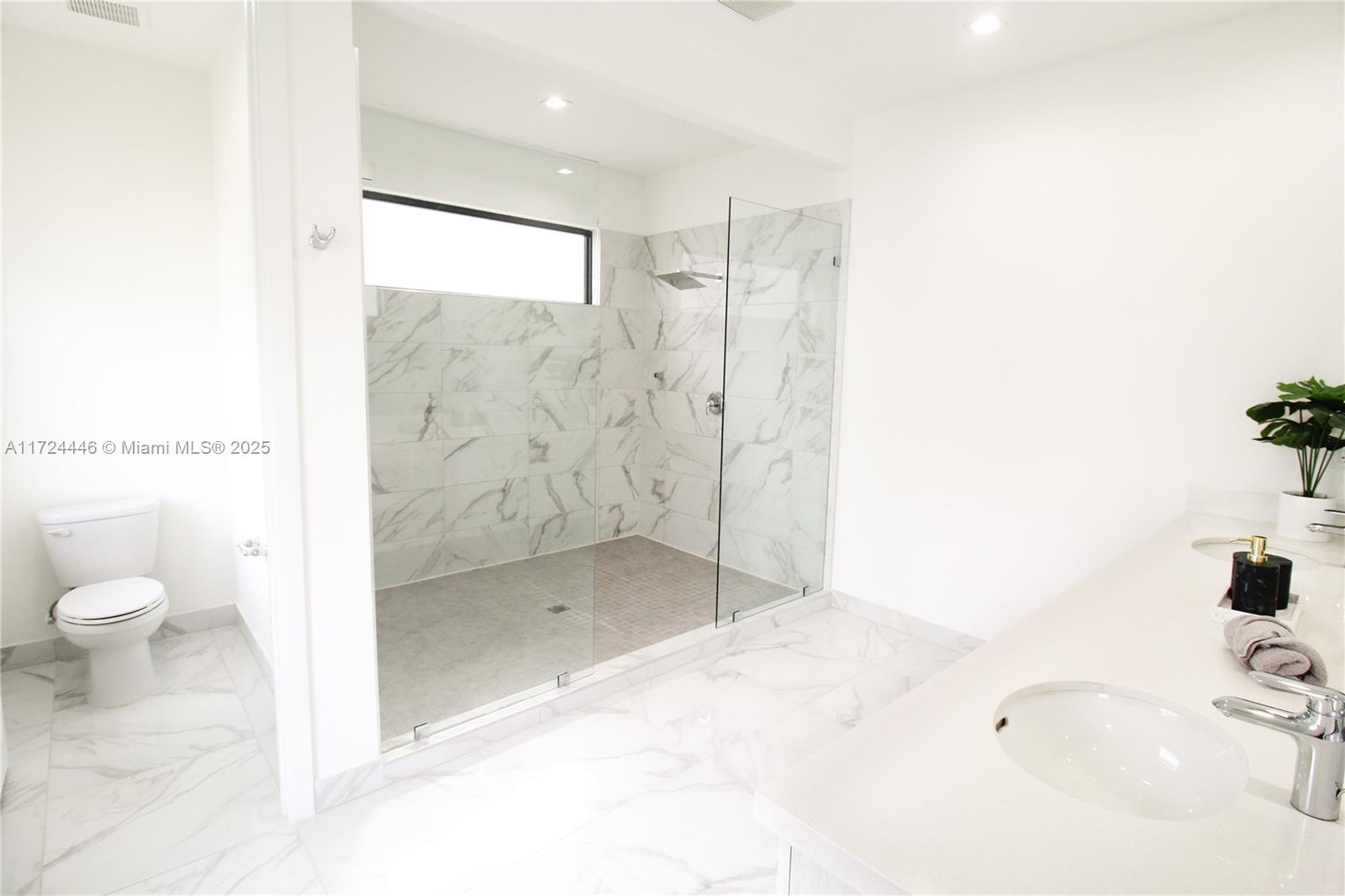 CANARIAS EAST - Residential