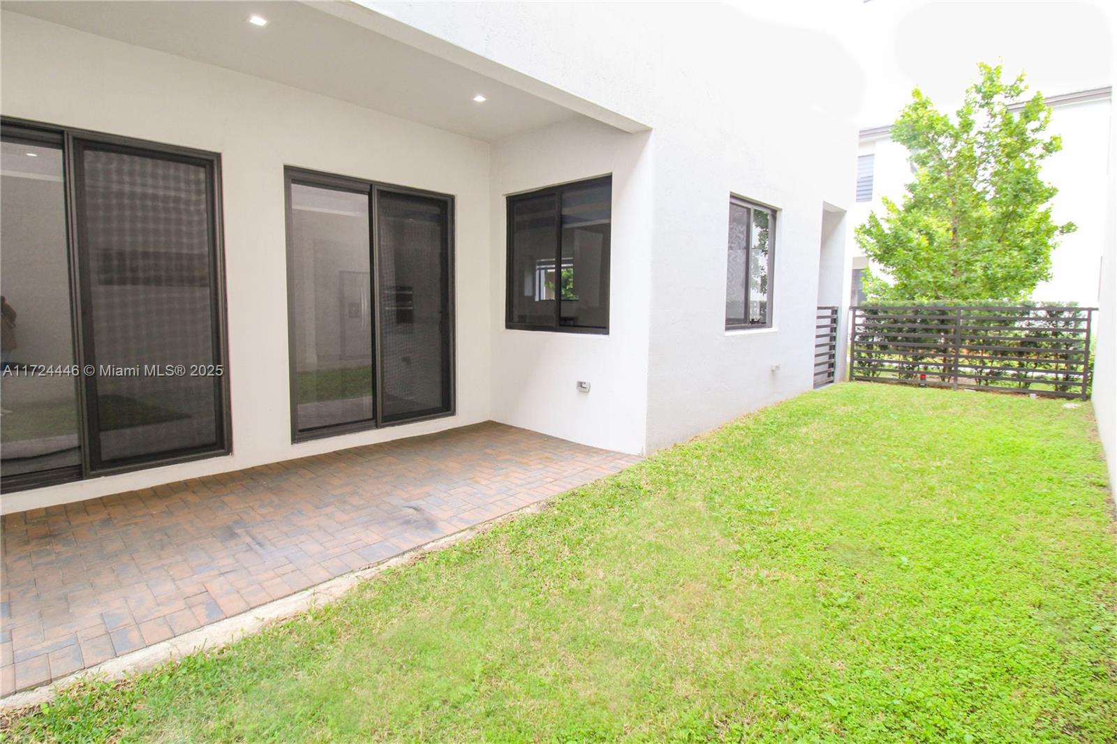 CANARIAS EAST - Residential