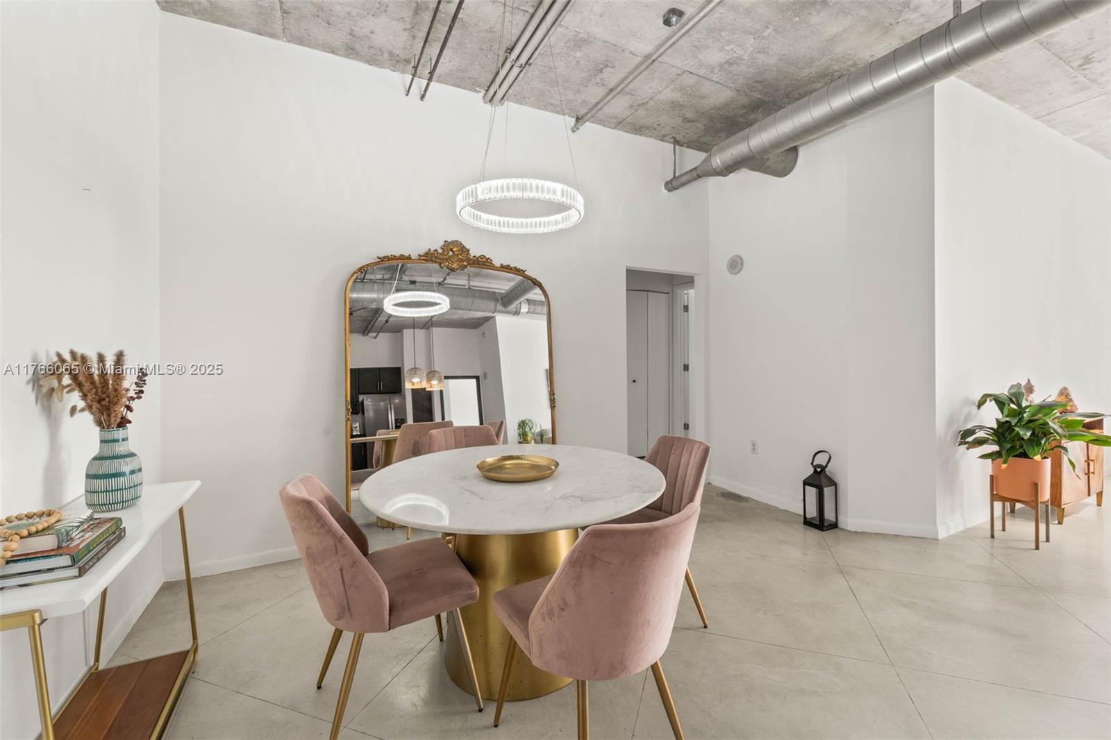 2001 Biscayne Blvd 2409