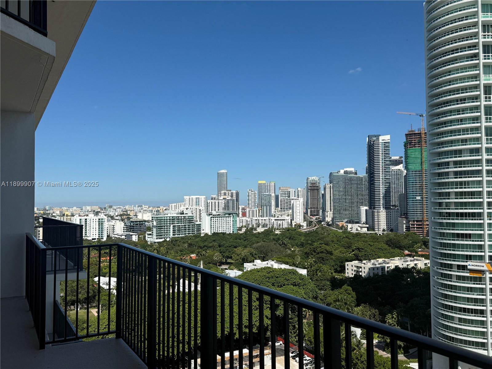 BRICKELL PLACE CONDO - Residential Lease