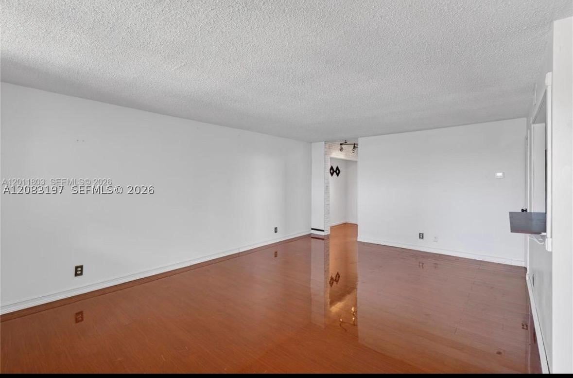 1811 Jefferson 705
