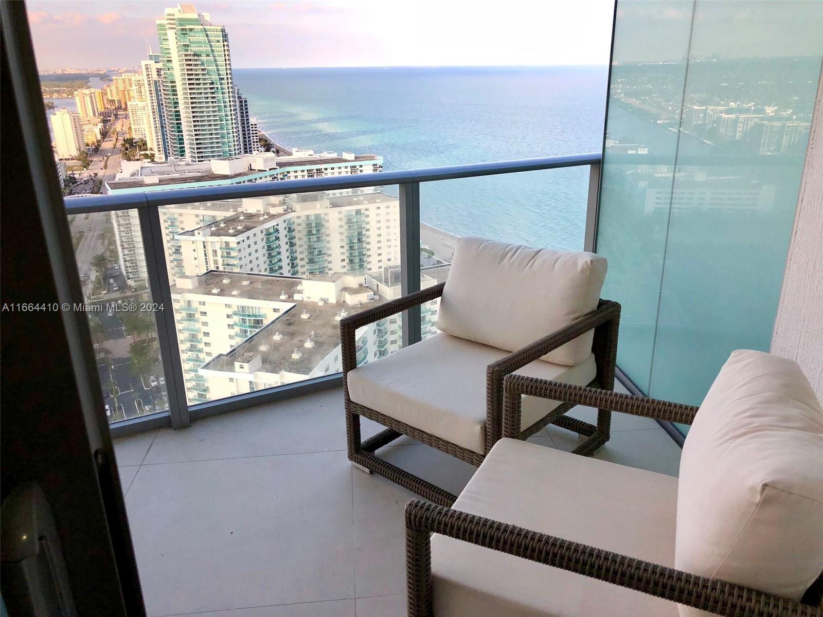 Hyde Resort and Residences - Residential