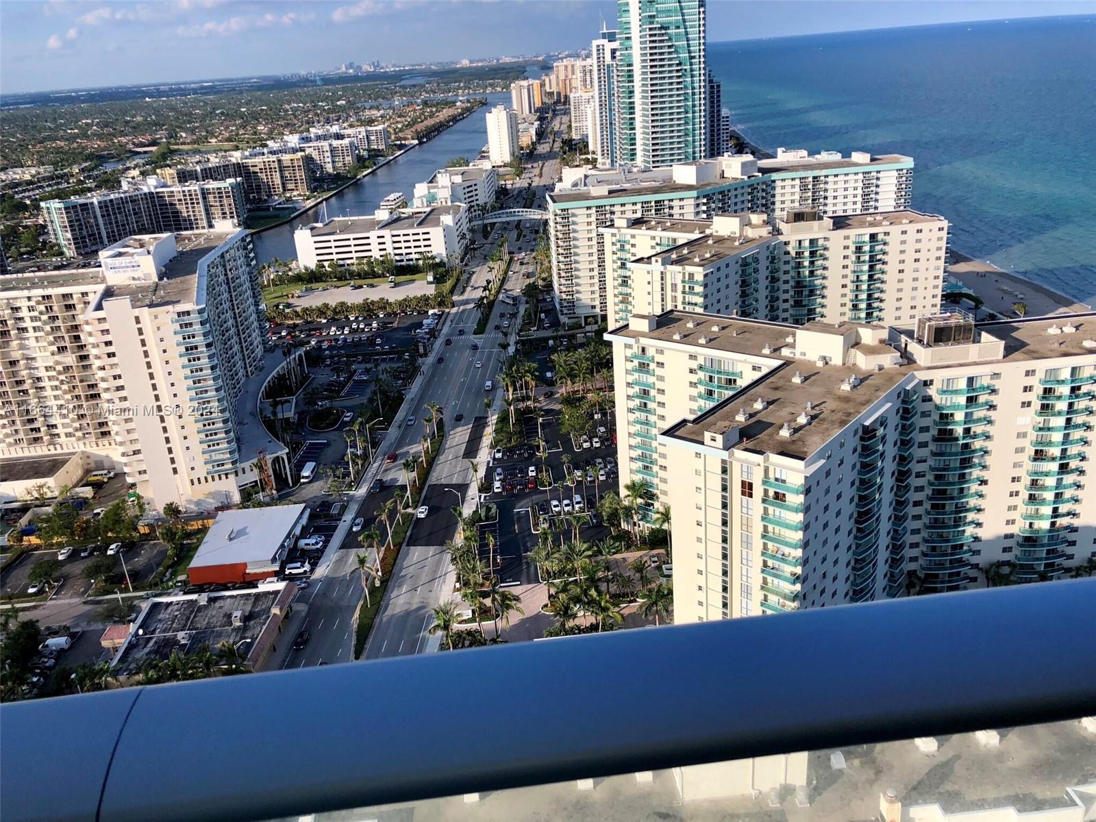 Hyde Resort and Residences - Residential