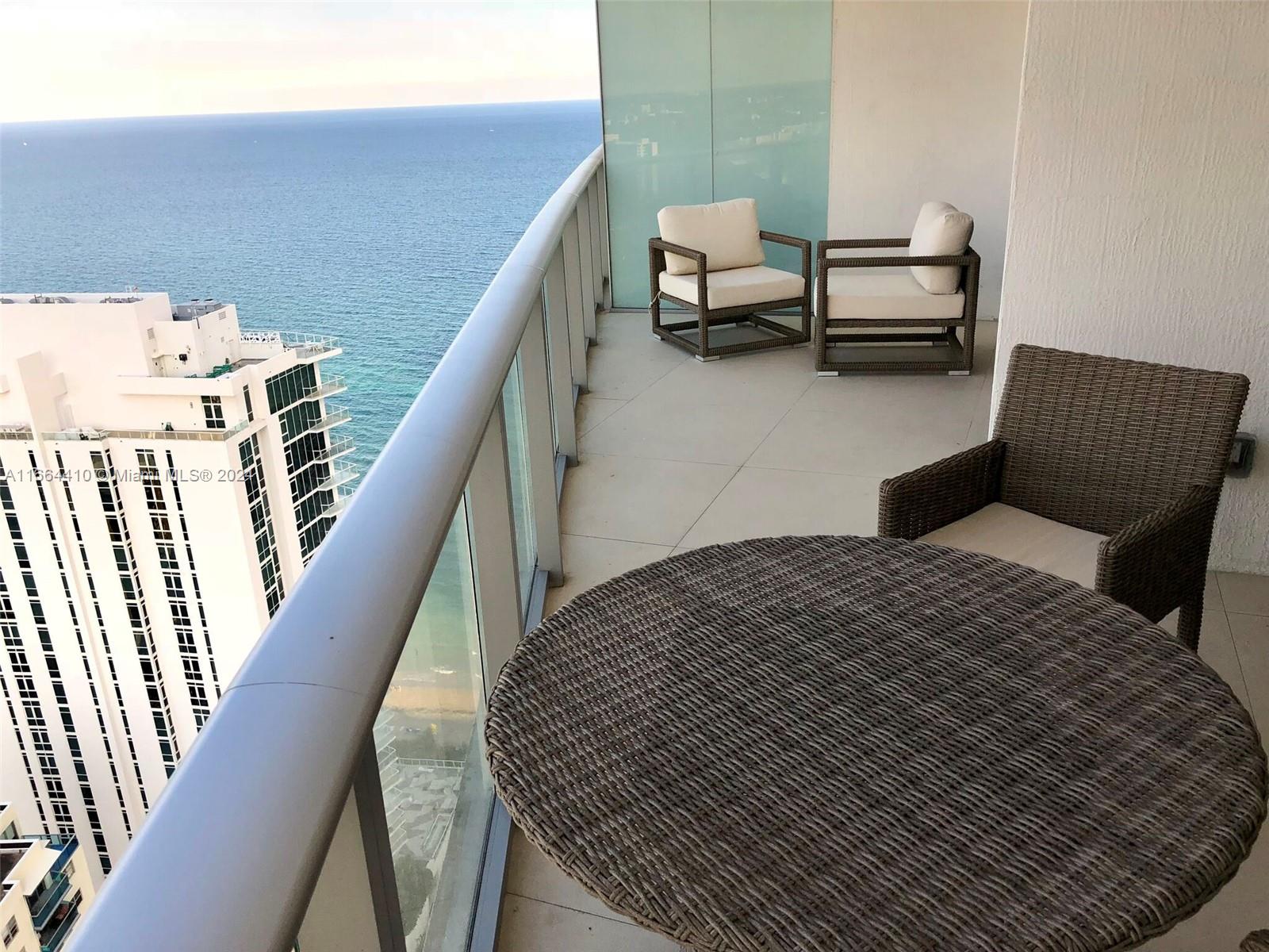 Hyde Resort and Residences - Residential