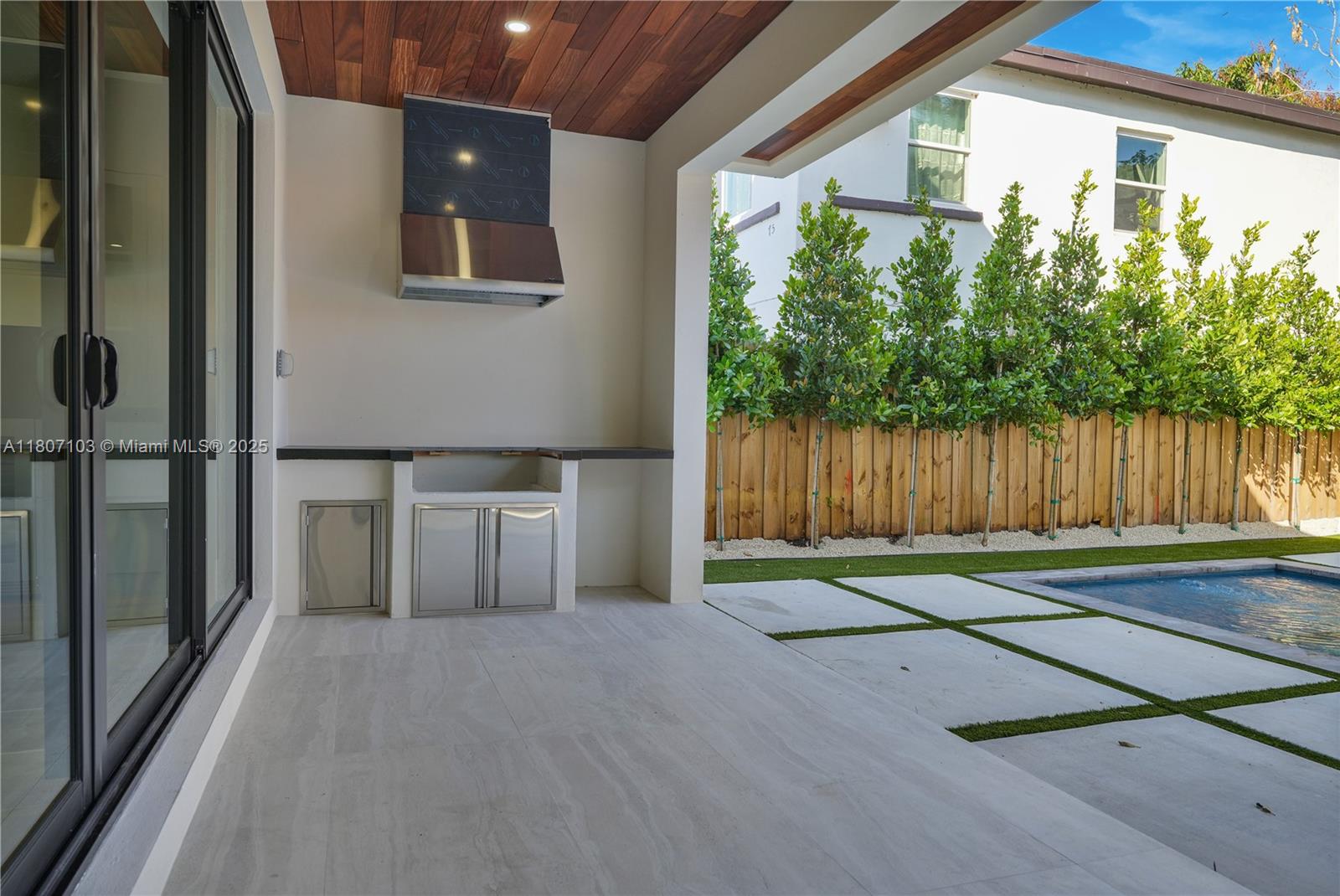 SHADOWLAWN EXTENSION SUB - Residential