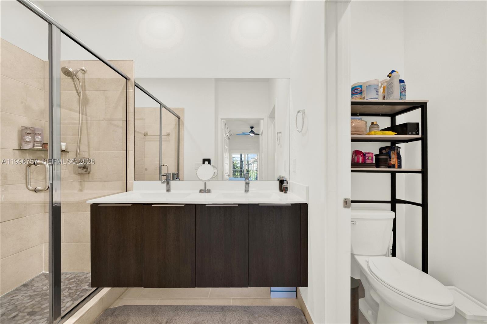 DOWNTOWN DORAL SOUTH PHAS - Residential