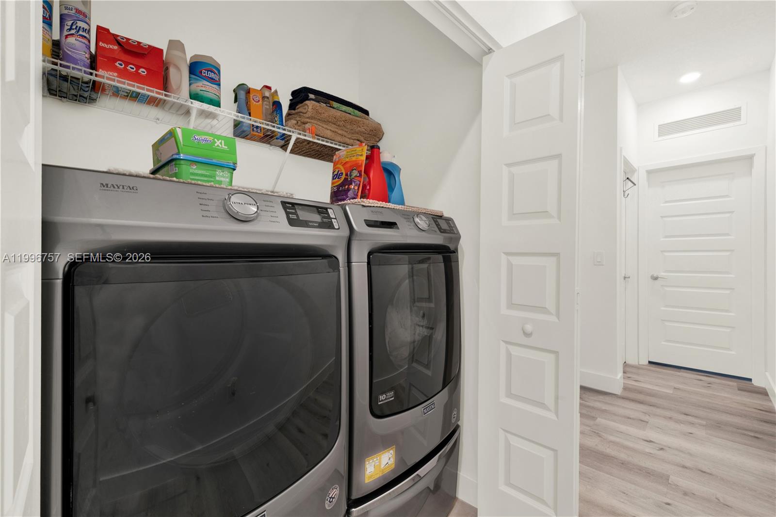 DOWNTOWN DORAL SOUTH PHAS - Residential