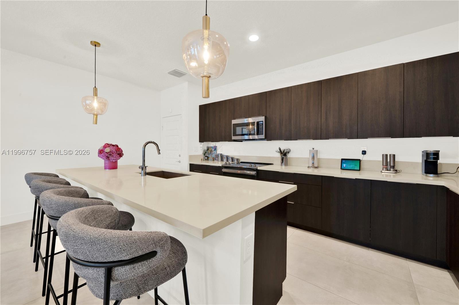 DOWNTOWN DORAL SOUTH PHAS - Residential