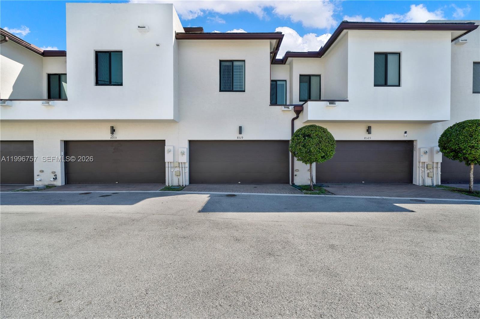 DOWNTOWN DORAL SOUTH PHAS - Residential