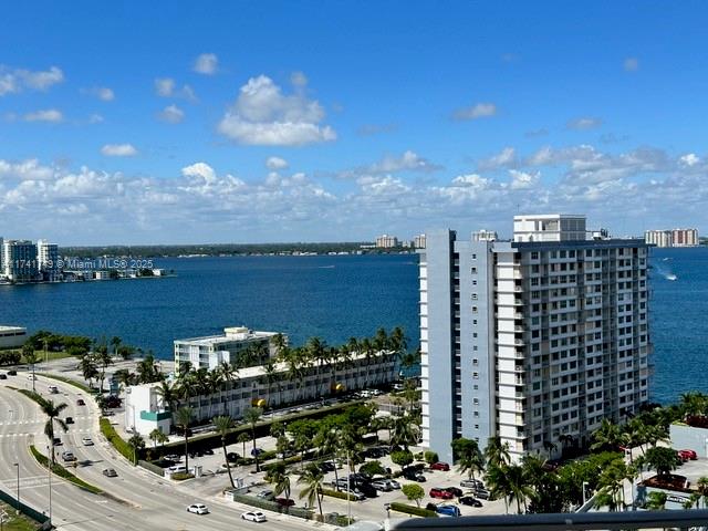 THE GRANDVIEW PALACE COND - Residential