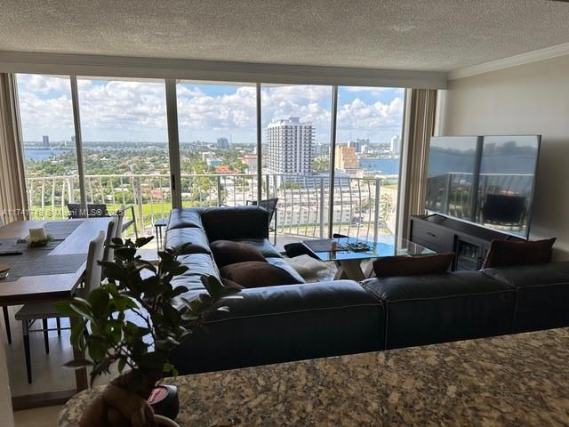 THE GRANDVIEW PALACE COND - Residential