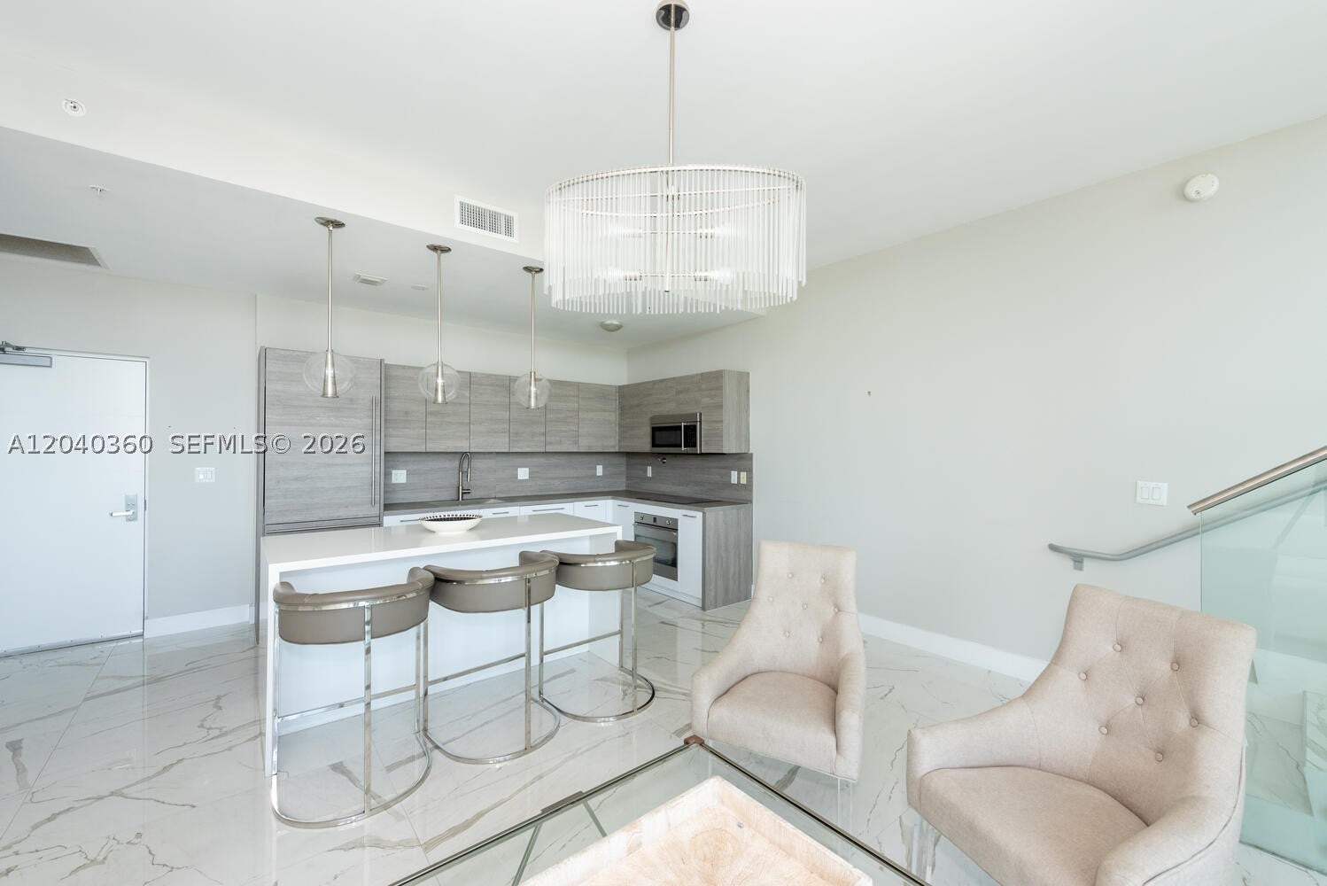 400 Sunny Isles Blvd 104