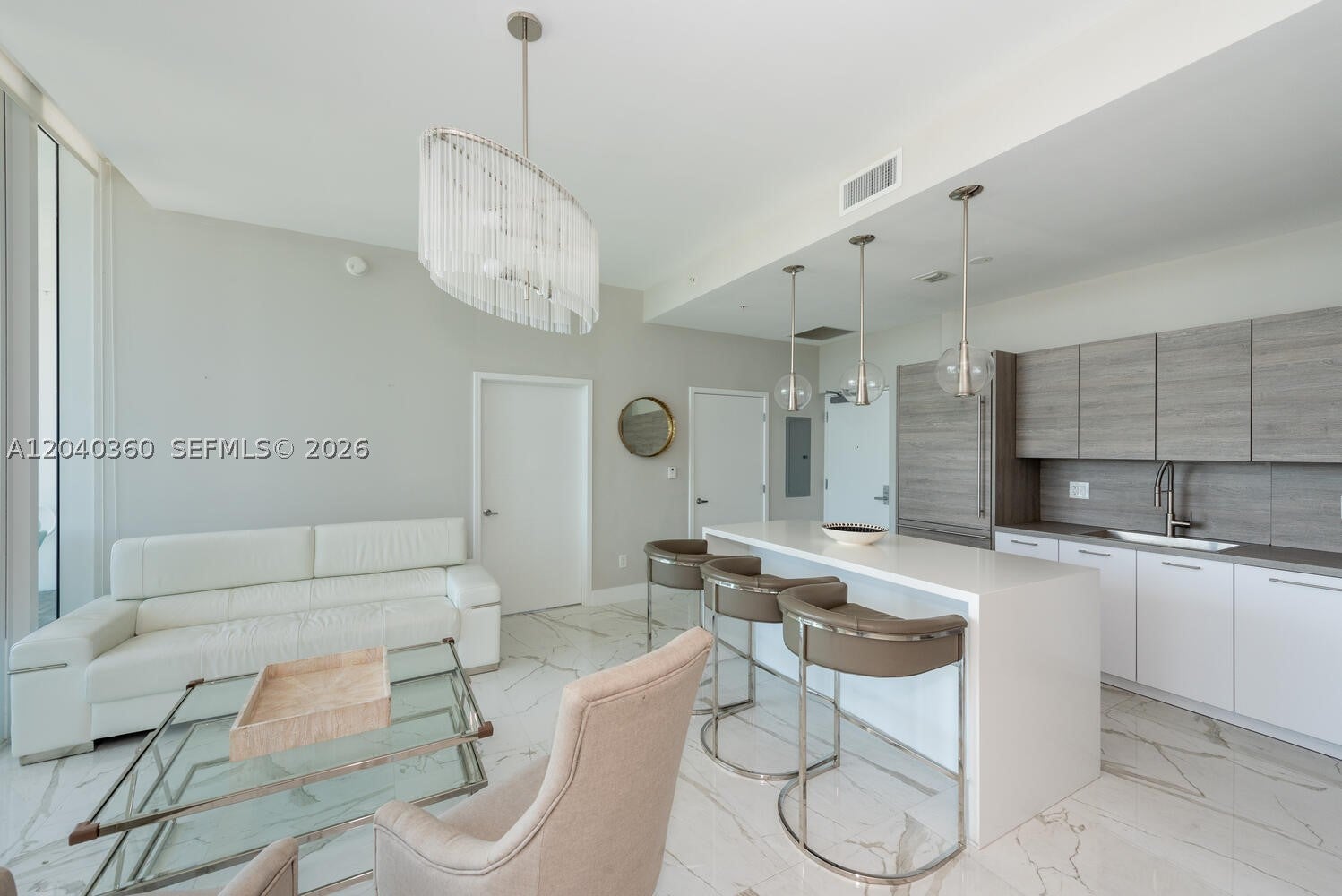 400 Sunny Isles Blvd 104