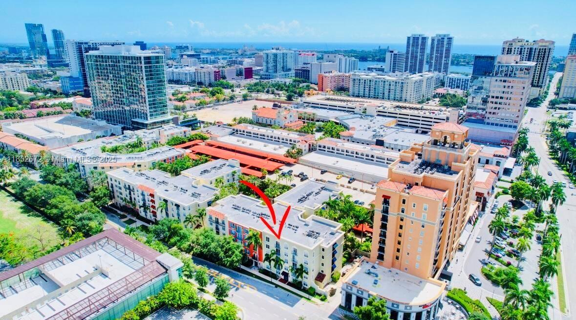 COURTYARDS IN CITYPLACE C - Residential Lease