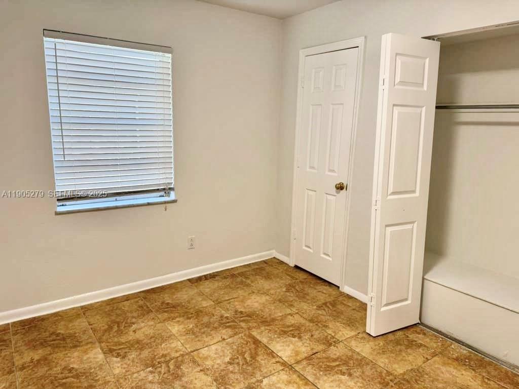 RIVER PARK UNIT 5 - Residential