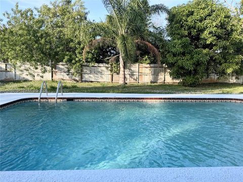 121 NE Prima Vista Blvd Port St Lucie FL 34983