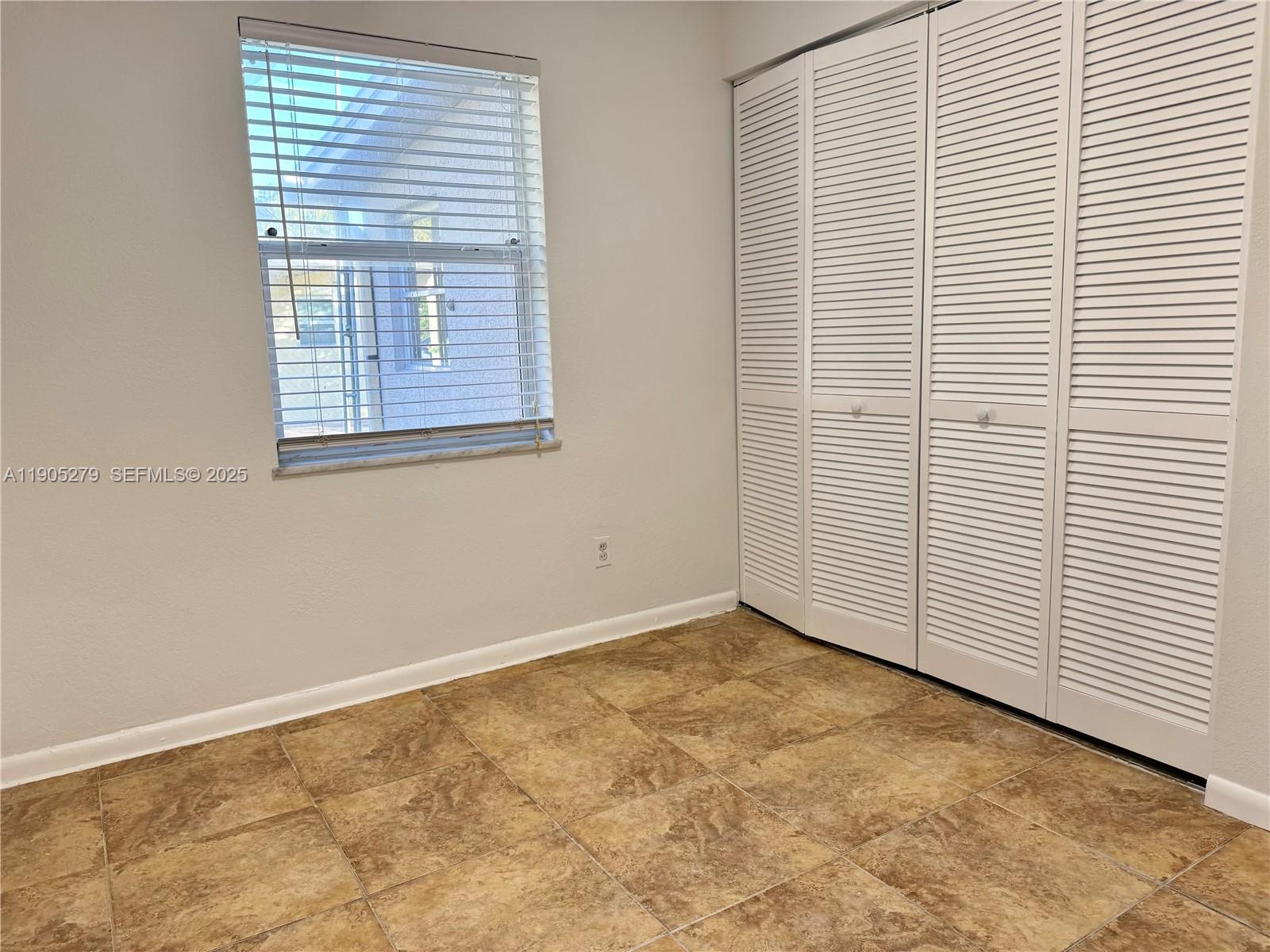 RIVER PARK UNIT 5 - Residential