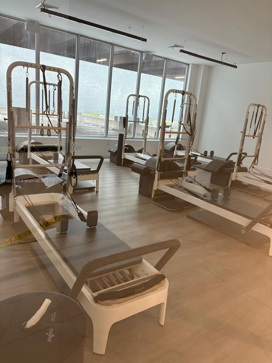 MIDTOWN AT DORAL - Residential