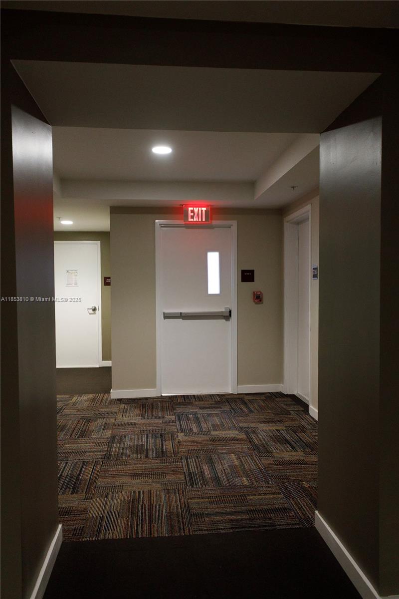 MIDTOWN AT DORAL - Residential