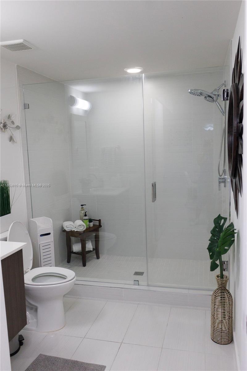 MIDTOWN AT DORAL - Residential